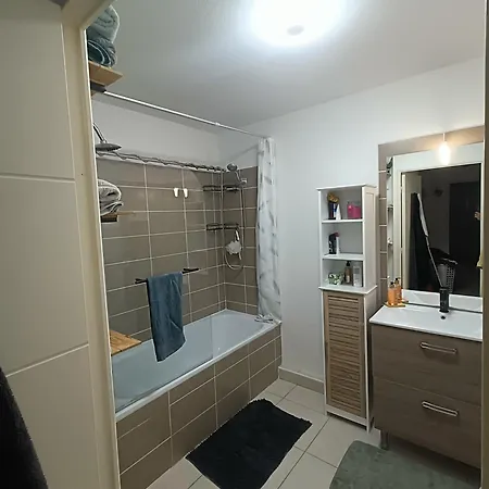 Apartment T3 Garage Prive Terrasse *